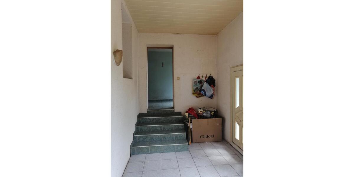 Einfamilienhaus Straußfurt - 6 Zimmer, 140 m&sup2;, 140.000&euro; | Angebot:26360226