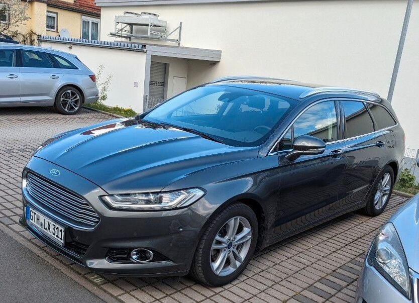 Ford Mondeo 53.000 km 17.000 € Gotha 99867