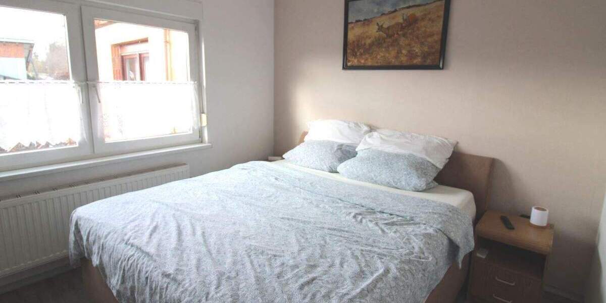 Mehrfamilienhaus, Wohnhaus Tonna Burgtonna - 9 Zimmer, 280 m&sup2;, 245.000&euro; | Angebot:26556935
