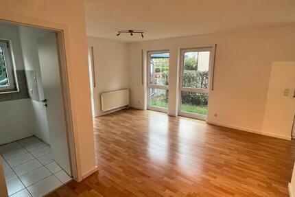 2 RaumWohnung Erfurt Urbich zimmer