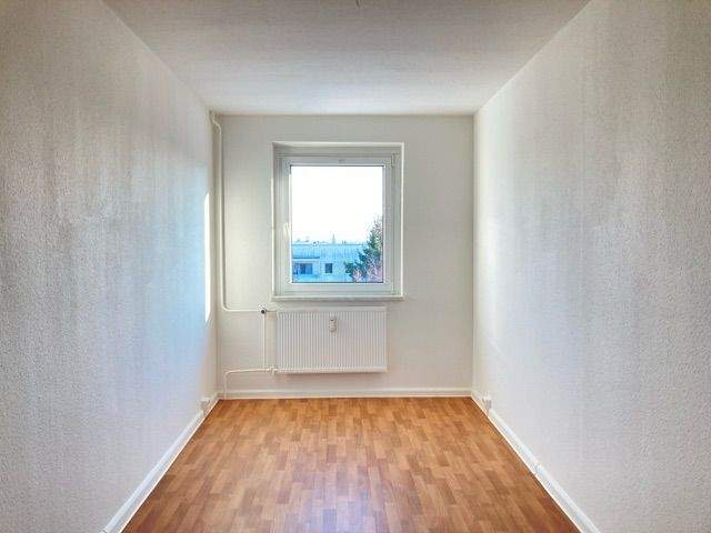 Etagenwohnung Gotha Gotha West - 3 Zimmer, 71 m&sup2;, 425&euro; | Angebot:24450842