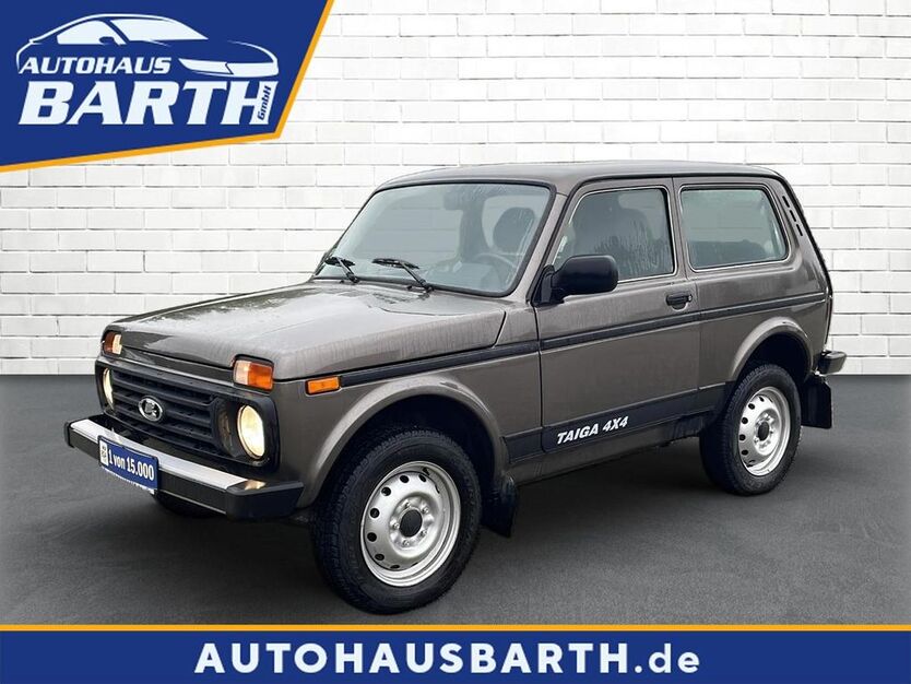 Lada Niva 22.511 km 12.990 € Amt Wachsenburg OT Thörey 99334