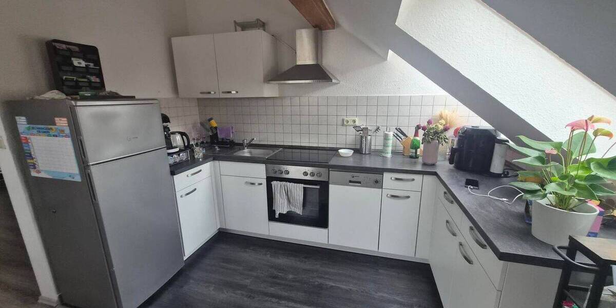 Etagenwohnung Gotha - 3 Zimmer, 75 m&sup2;, 590&euro; | Angebot:26763990