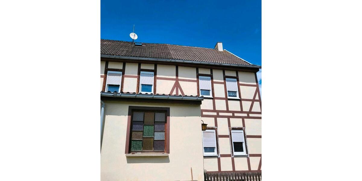 Doppelhaushälfte Drei Gleichen - 6 Zimmer, 198 m&sup2;, 79.000&euro; | Angebot:27148064
