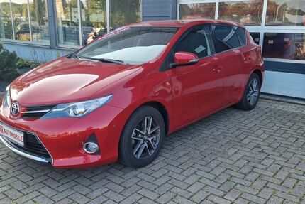 Toyota Auris 31.596 km 12.990 € Gotha 99867