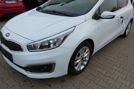 Kia ceed / Ceed 223.000 km 7.490 &euro; Erfurt 99087