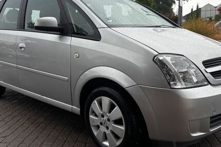 Opel Meriva 87.000 km 3.900 &euro; Erfurt 99085
