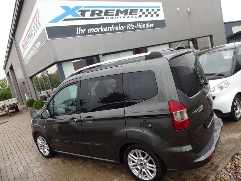 Ford Tourneo Courier 155.800 km 6.350 € Gotha 99867