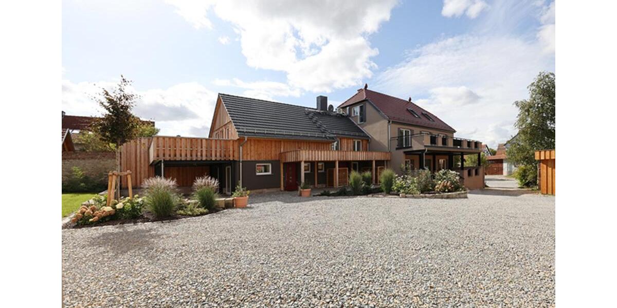 Einfamilienhaus Grammetal - 7 Zimmer, 300 m&sup2;, 2.900&euro; | Angebot:23793923