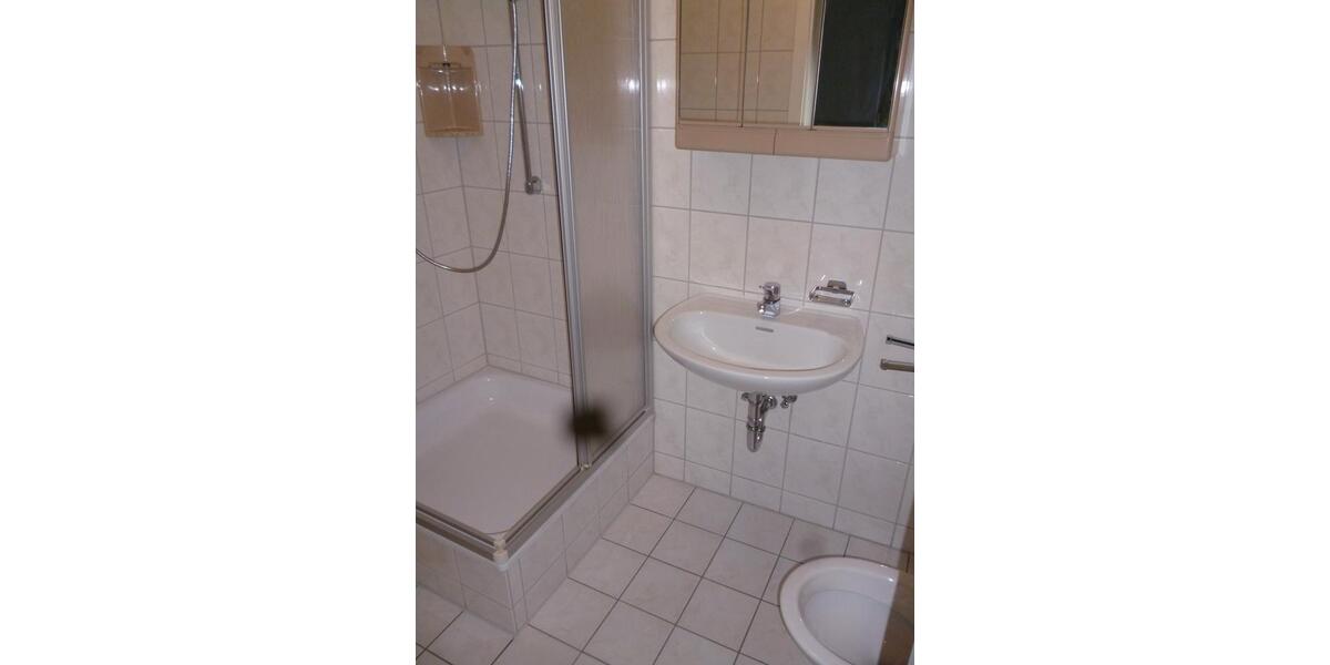 Etagenwohnung Gotha - 4 Zimmer, 120 m&sup2;, 1.015&euro; | Angebot:25571967