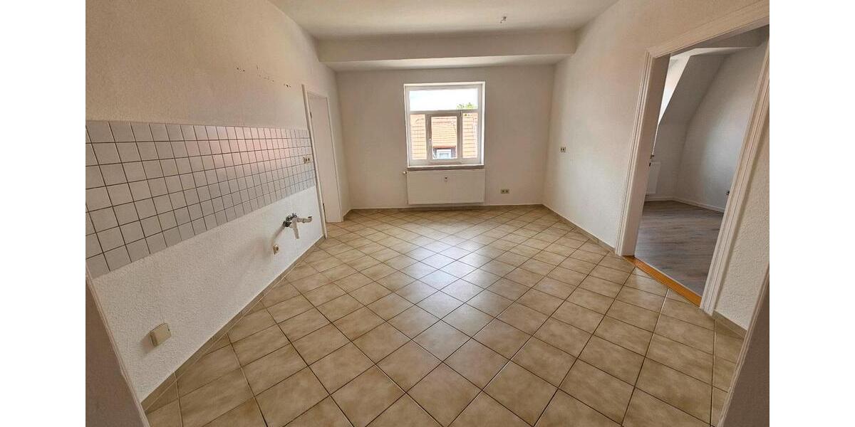 Etagenwohnung Stadtilm - 3 Zimmer, 85 m&sup2;, 767&euro; | Angebot:25057569