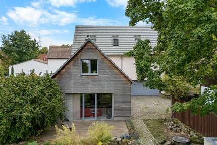 Haus Erfurt Hochheim - 7 Zimmer, 258 m&sup2;, 699.000&euro; | Angebot:27535114