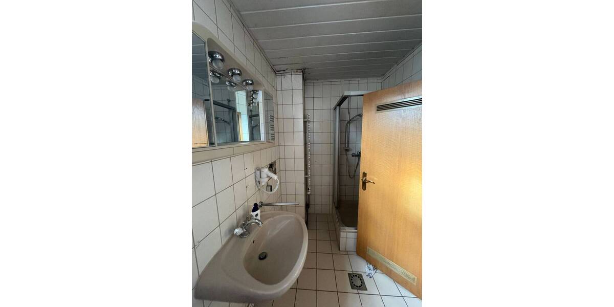 Einfamilienhaus Erfurt Hochheim - 1 Zimmer, 182 m&sup2;, 320.000&euro; | Angebot:26820058