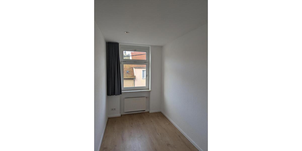 Etagenwohnung Erfurt Hochheim - 2 Zimmer, 37 m&sup2;, 450&euro; | Angebot:25225268