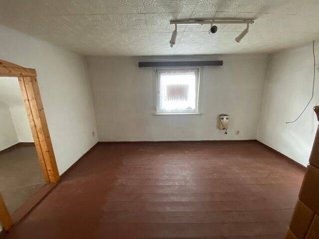 Einfamilienhaus Schwabhausen - 6 Zimmer, 132 m&sup2;, 119.000&euro; | Angebot:26557038
