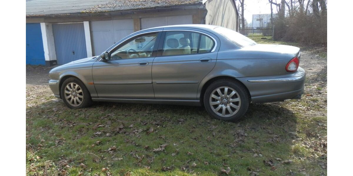Jaguar X-Type 200.000 km 3.200 &euro; Gotha 99867