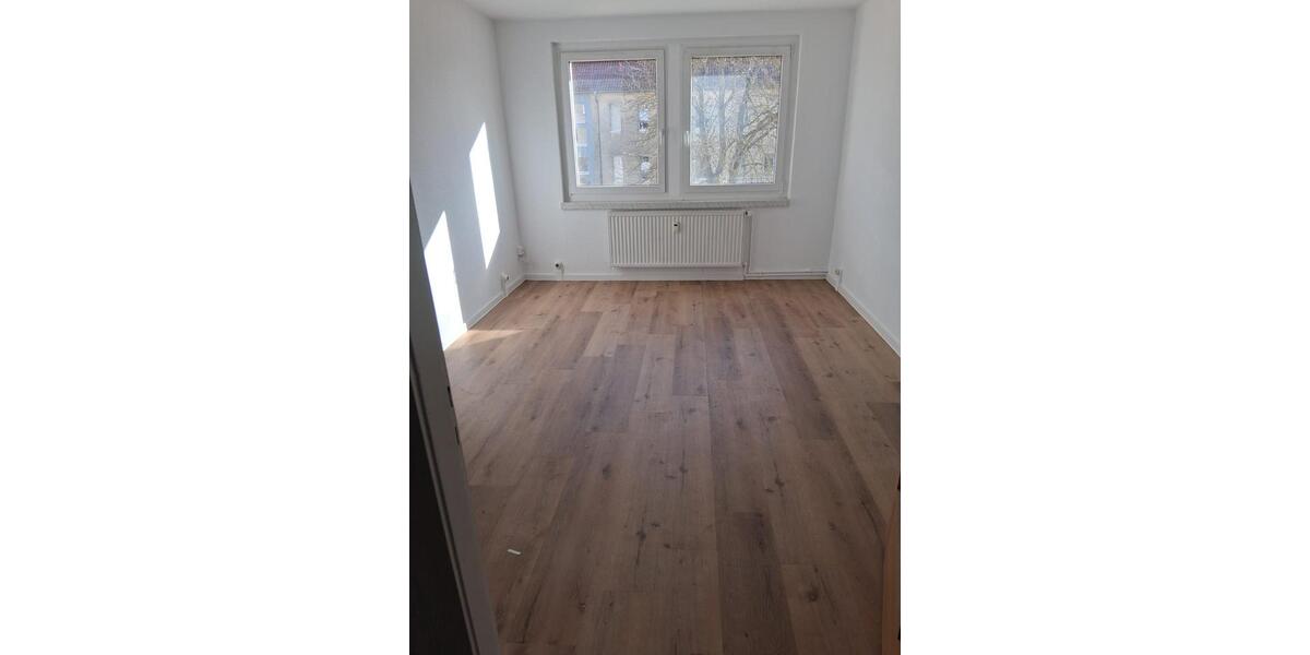Etagenwohnung Drei Gleichen - 2 Zimmer, 47 m&sup2;, 300&euro; | Angebot:25231643