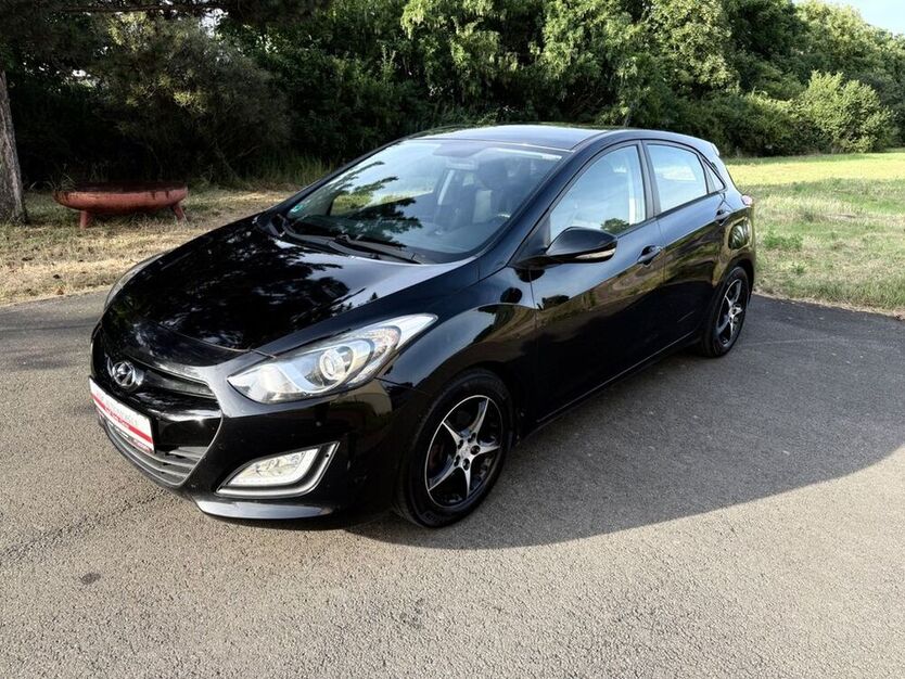i30