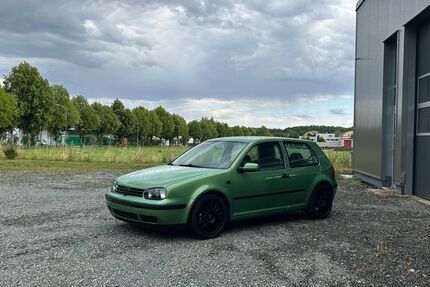 VW Golf 203.456 km 2.500 &euro; Weimar 99428