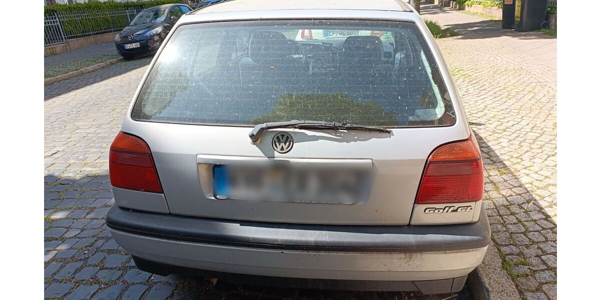 VW Golf 96.000 km 2.000 &euro; Erfurt 99086