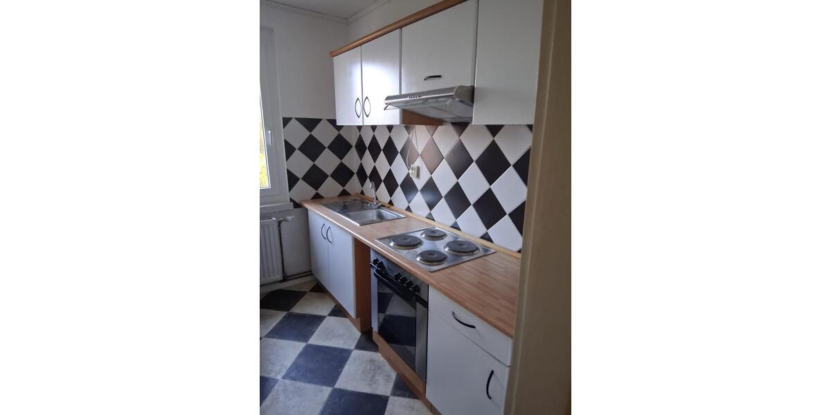 Etagenwohnung Drei Gleichen - 2 Zimmer, 47 m&sup2;, 300&euro; | Angebot:25231642