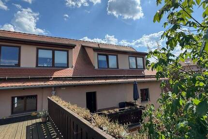 ***VERKAUFT*** Da wohnen wo andere Urlaub machen - eine wahre Perle am Rande des Goetheparks - mit Einliegerwohnung! 6 zimmer