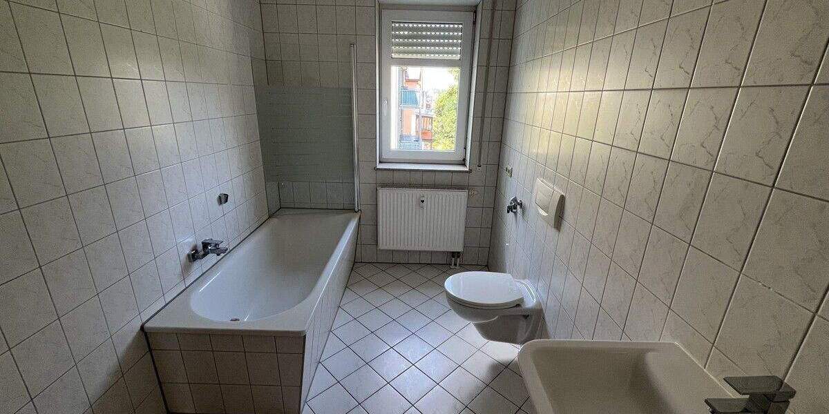 Etagenwohnung Gotha - 3 Zimmer, 72 m&sup2;, 130.000&euro; | Angebot:25771362
