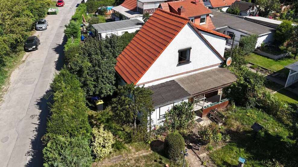 Haus zum Kaufen in Erfurt 100.000 € 69 m²