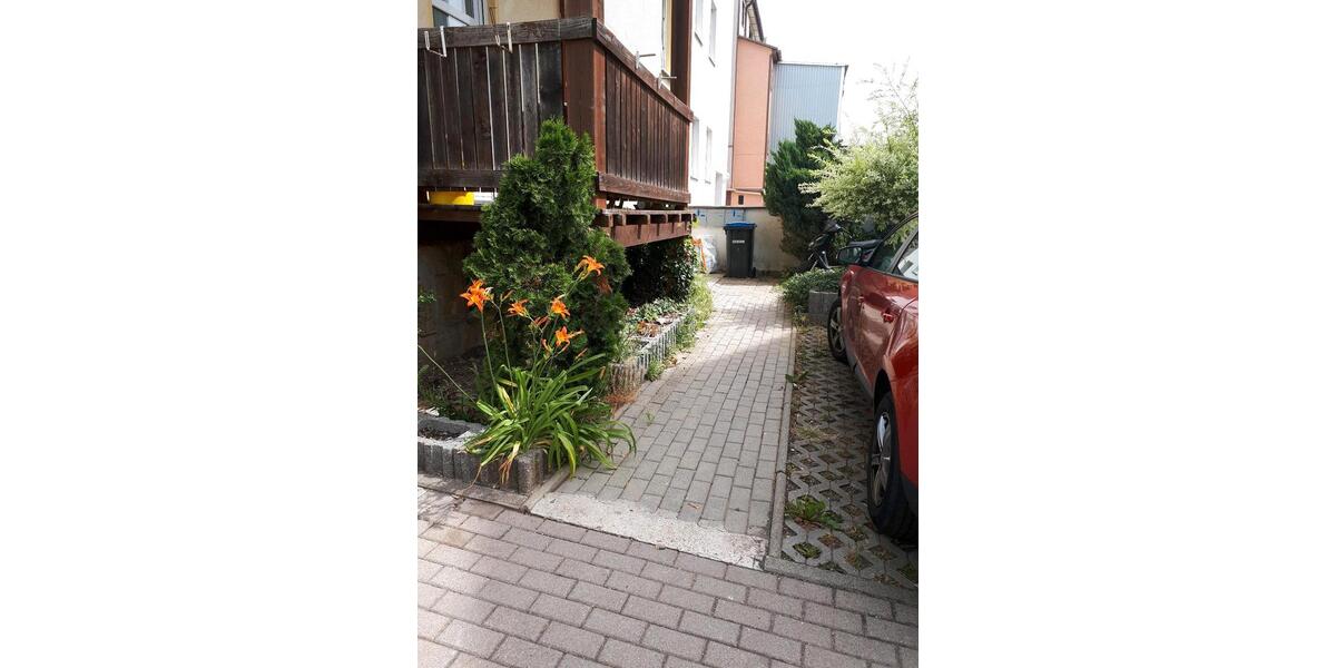 Einfamilienhaus Gotha - 7 Zimmer, 230 m&sup2;, 310.000&euro; | Angebot:25998781