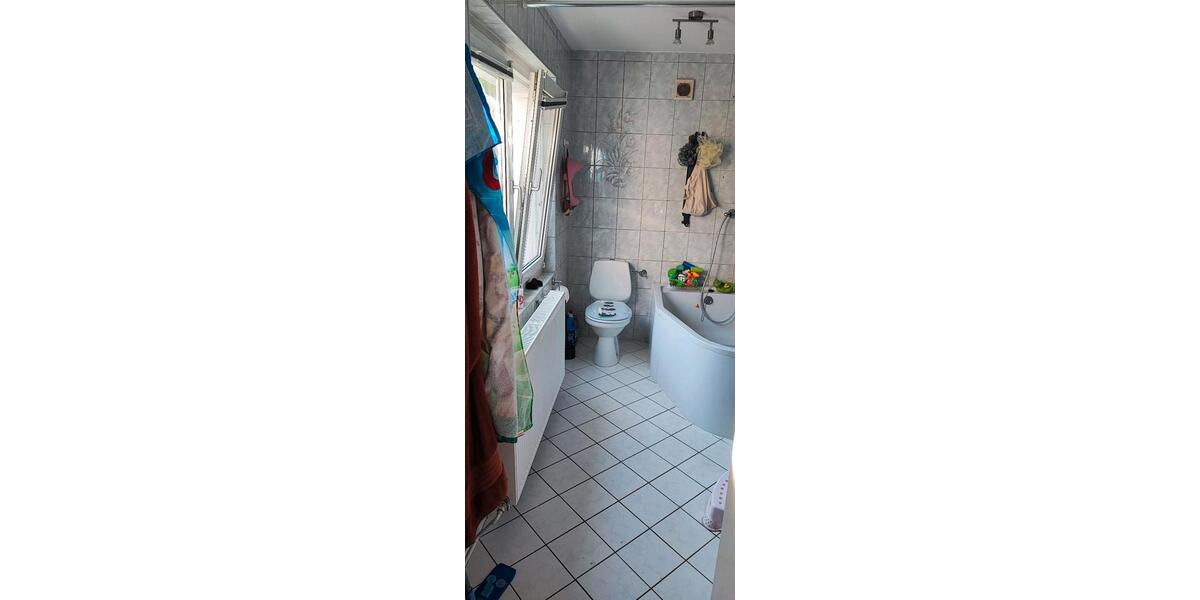 Einfamilienhaus Straußfurt - 4 Zimmer, 92 m&sup2;, 200.000&euro; | Angebot:24497324