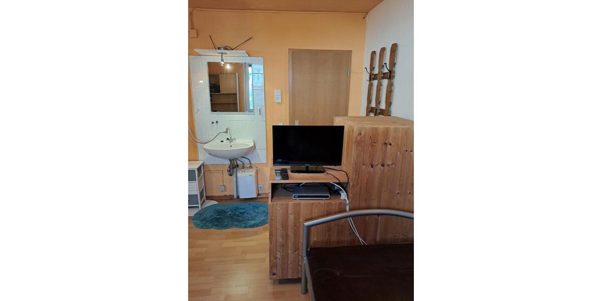 Hochparterre Nesse-Apfelstädt Apfelstädt - 1 Zimmer, 15 m&sup2;, 250&euro; | Angebot:25356296