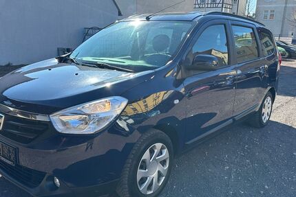 Dacia Lodgy 190.000 km 5.499 € Gotha 99867