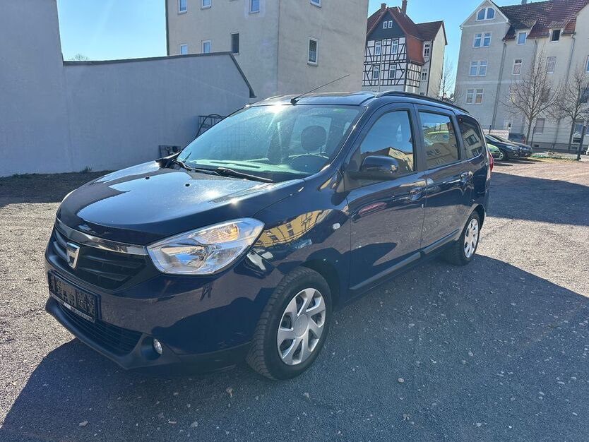 Dacia Lodgy 190.000 km 5.499 € Gotha 99867