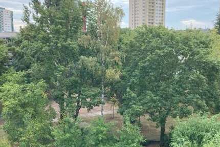 Wohnung Erfurt Moskauer Platz - 3 Zimmer, 62 m&sup2;, 374&euro; | Angebot:27261413