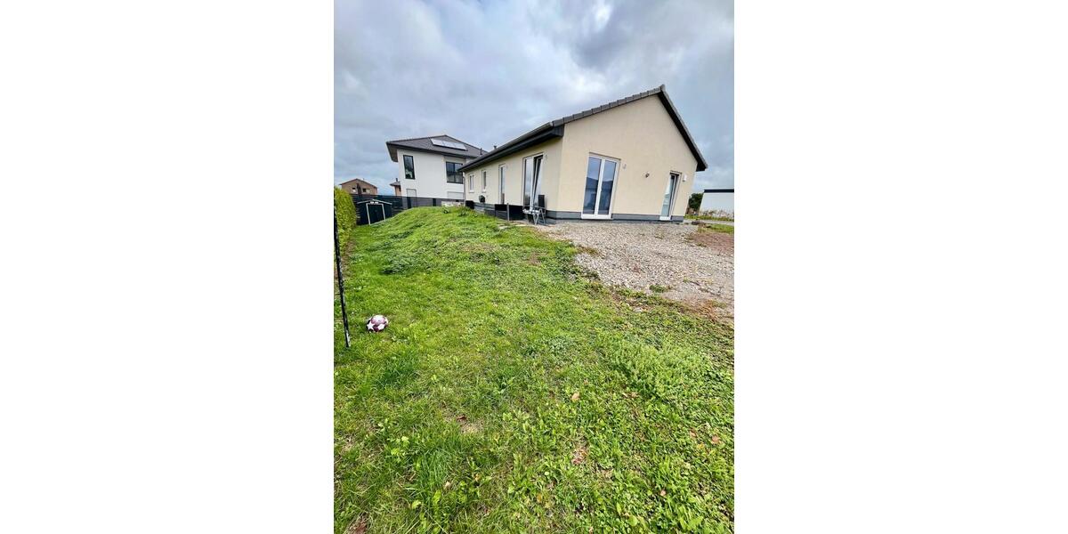 Einfamilienhaus Am Ettersberg - 4 Zimmer, 105 m&sup2;, 310.000&euro; | Angebot:27014924