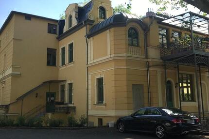 3 Raum Wohnung, DG mit Terrasse, Aufzug, 01.02.26 zu vermieten zimmer