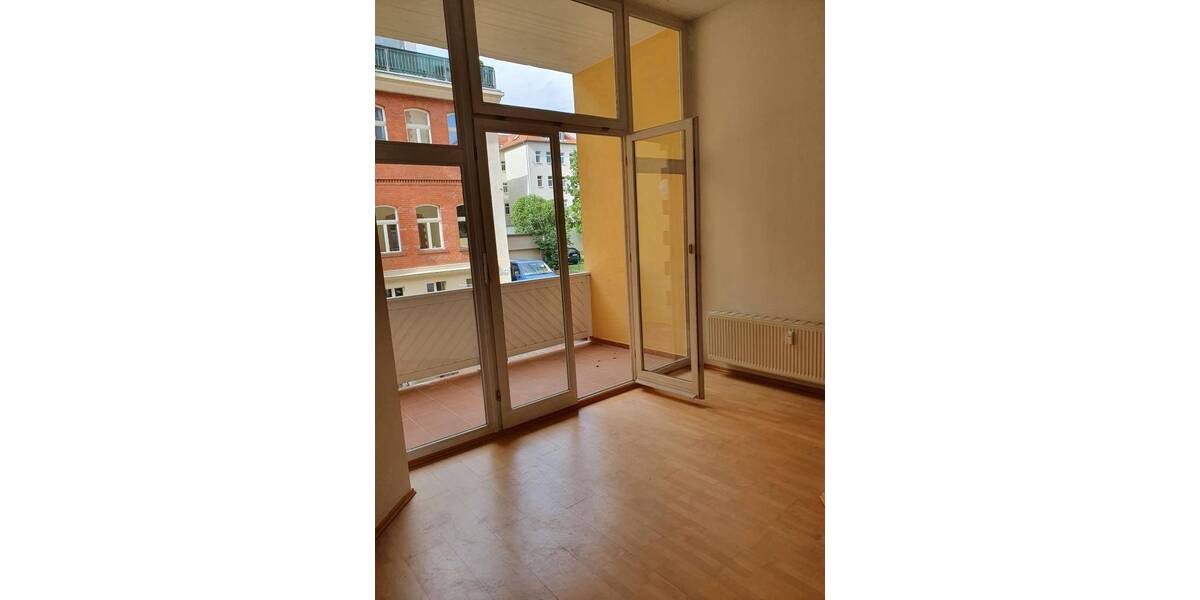 Etagenwohnung Erfurt Löbervorstadt - 3 Zimmer, 80 m&sup2;, 800&euro; | Angebot:26066331
