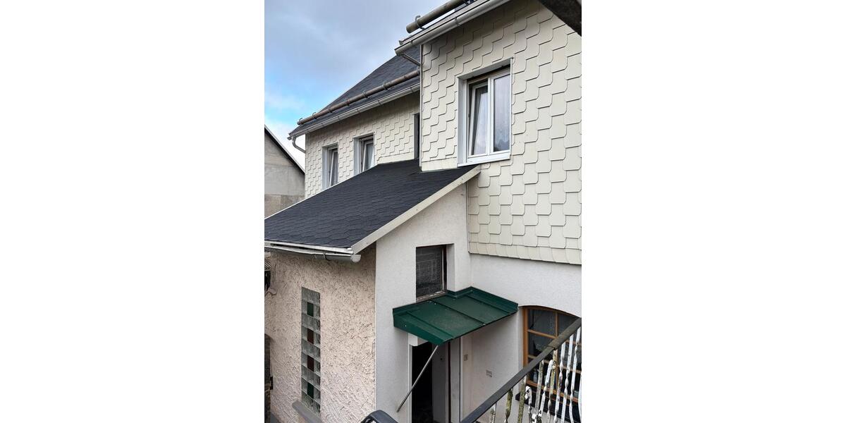 Mehrfamilienhaus, Wohnhaus Geratal Geraberg - 9 Zimmer, 200 m&sup2;, 160.000&euro; | Angebot:24469804