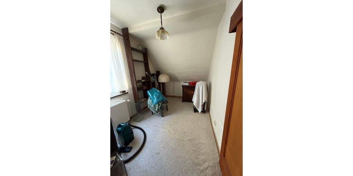 Mehrfamilienhaus, Wohnhaus Geratal - 6 Zimmer, 115 m&sup2;, 120.000&euro; | Angebot:25796922