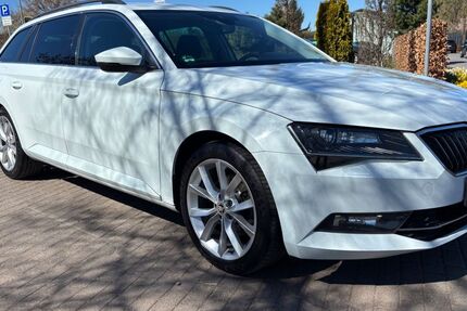 Skoda Superb 219.900 km 12.500 &euro; Erfurt 99085