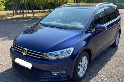 VW Touran 102.000 km 22.300 € Walschleben 99189