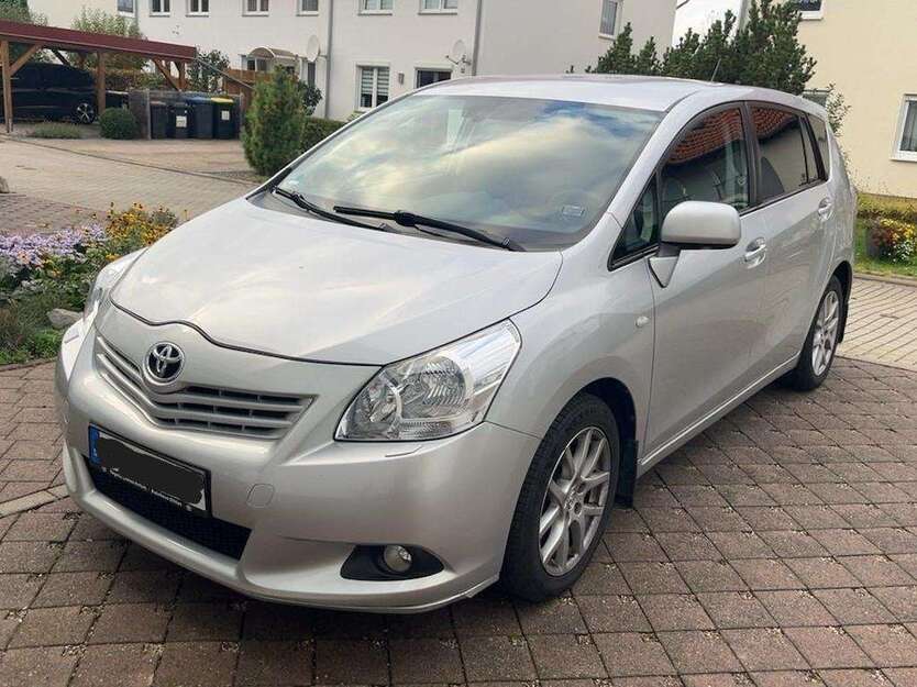 Toyota Verso 186.000 km 6.990 € Erfurt 99097