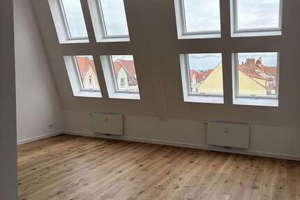 Wohnung Erfurt Johannesvorstadt - 2 Zimmer, 92 m&sup2;, 1.093&euro; | Angebot:24679127