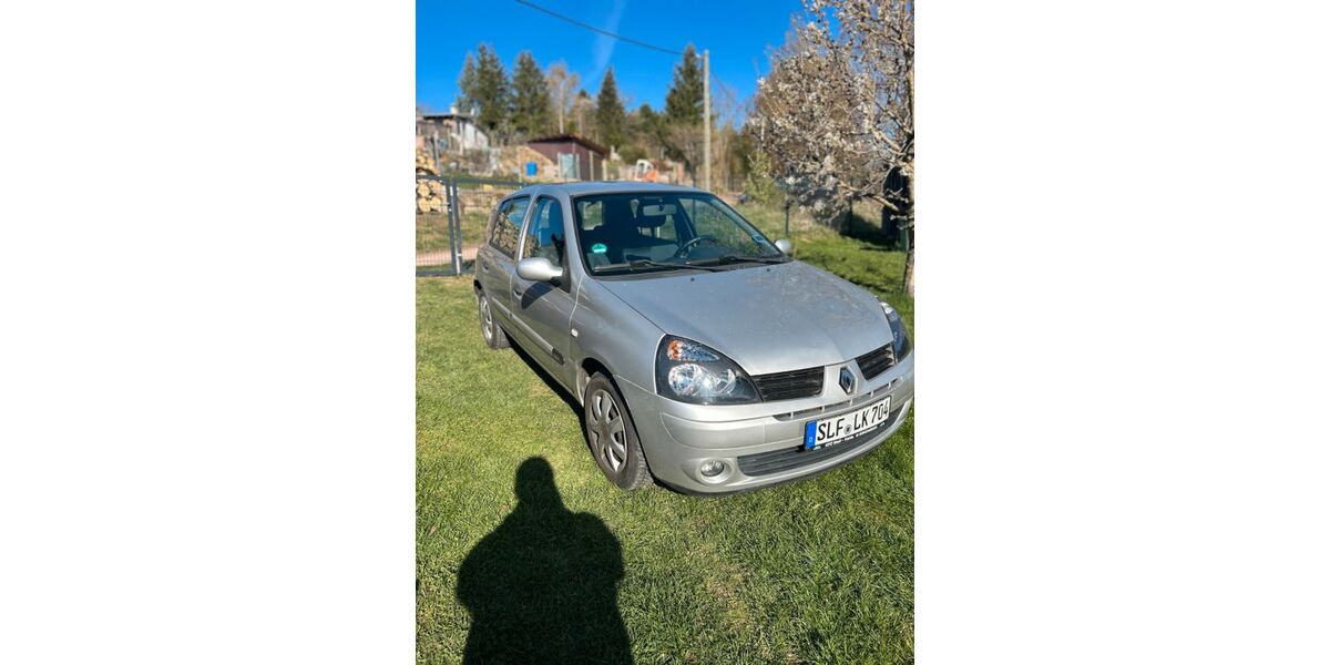 Renault Clio 144.000 km 1.799 &euro; Ohrdruf 99885