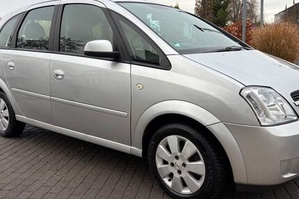 Opel Meriva 87.210 km 3.900 &euro; Erfurt 99085