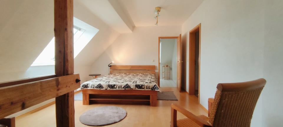 Dachgeschoßwohnung Erfurt Johannesvorstadt - 2 Zimmer, 90 m&sup2;, 1.350&euro; | Angebot:27637968