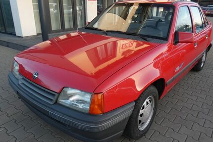 Opel Kadett 20.000 km 2.490 &euro; Erfurt 99087