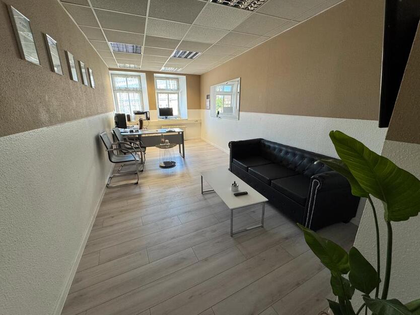 BüroPraxis direkt am Anger