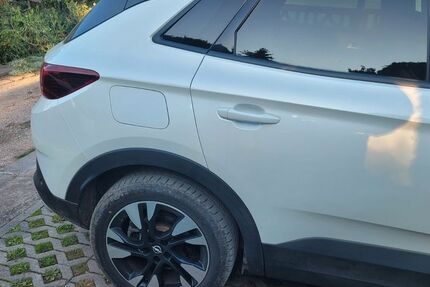 Opel Grandland (X) 57.800 km 18.000 &euro; Erfurt 99089