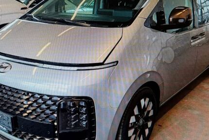 Hyundai STARIA 5.500 km 52.990 &euro; Sömmerda 99610